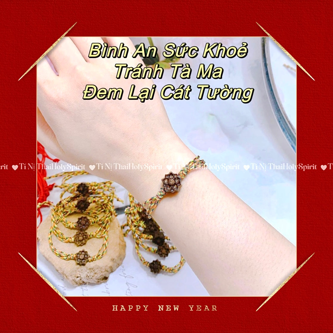 Vòng Tay Hoa Sen Trầm Hương